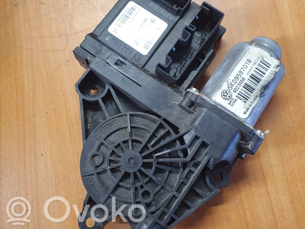 Volkswagen Golf VI Silnik regulatora szyby drzwi przednich 