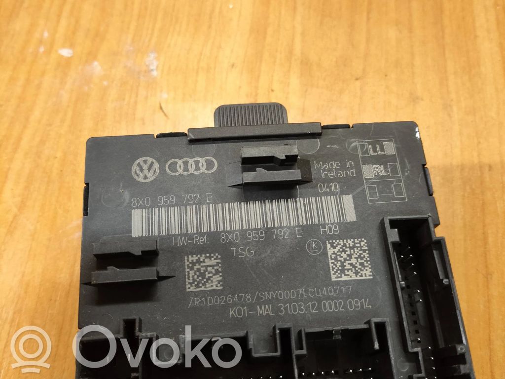 Skoda Superb B6 (3T) Door control unit/module 