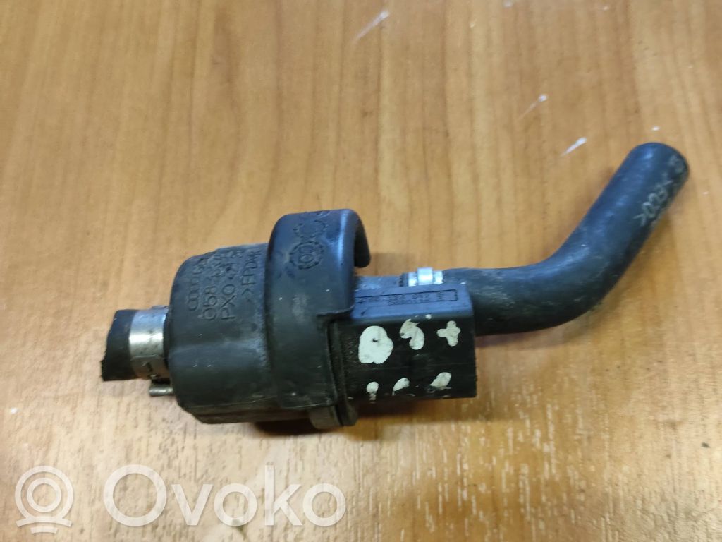 Audi A3 S3 8P Valve vacuum 