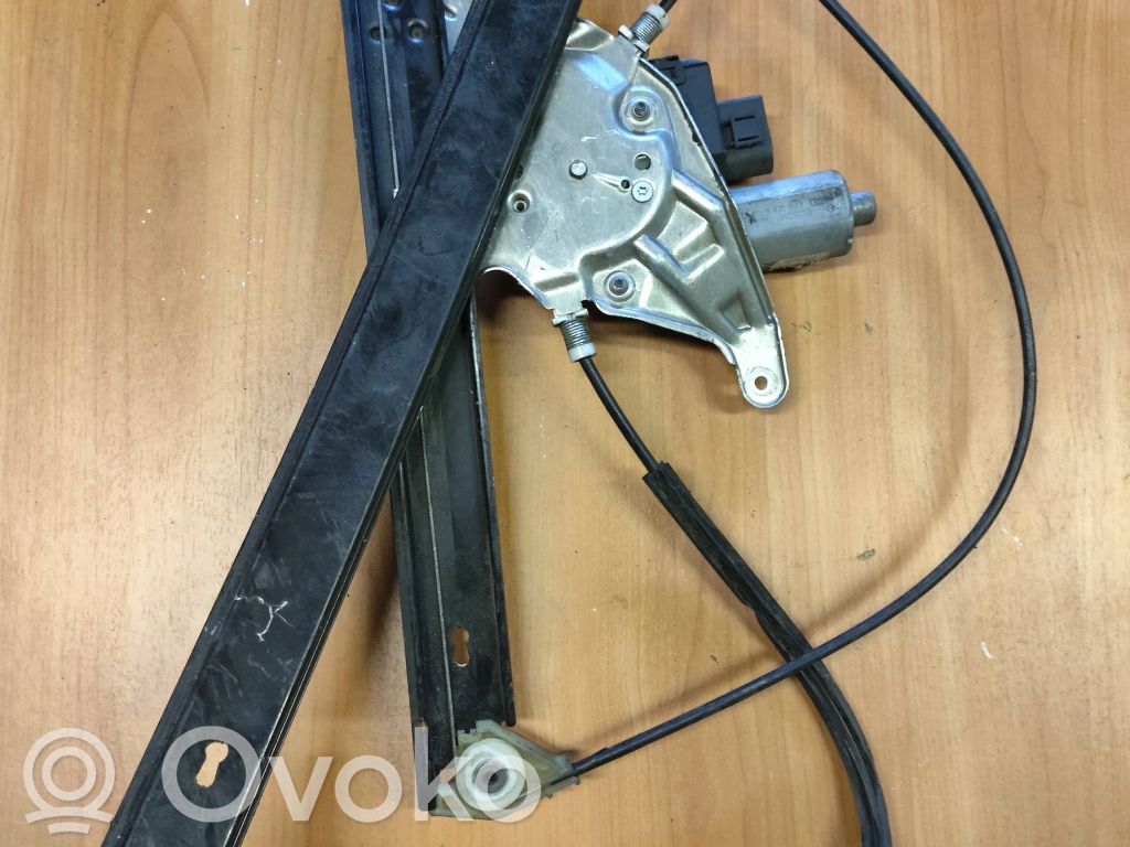 Audi A6 S6 C5 4B Regulador con motor de la ventanilla de la puerta corredera 