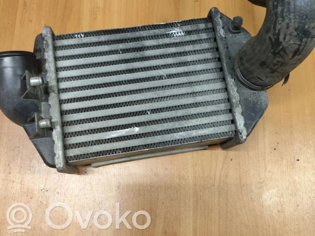 Audi A6 S6 C5 4B Interkūlerio radiatorius 