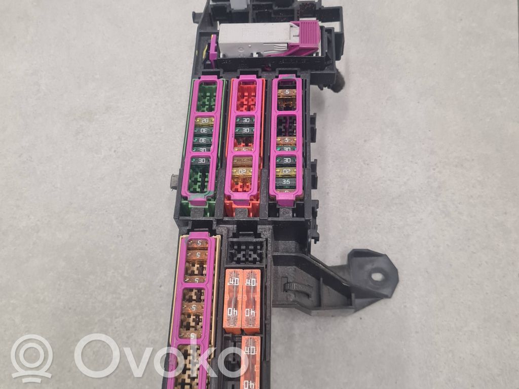 Audi A6 C7 Fuse module 