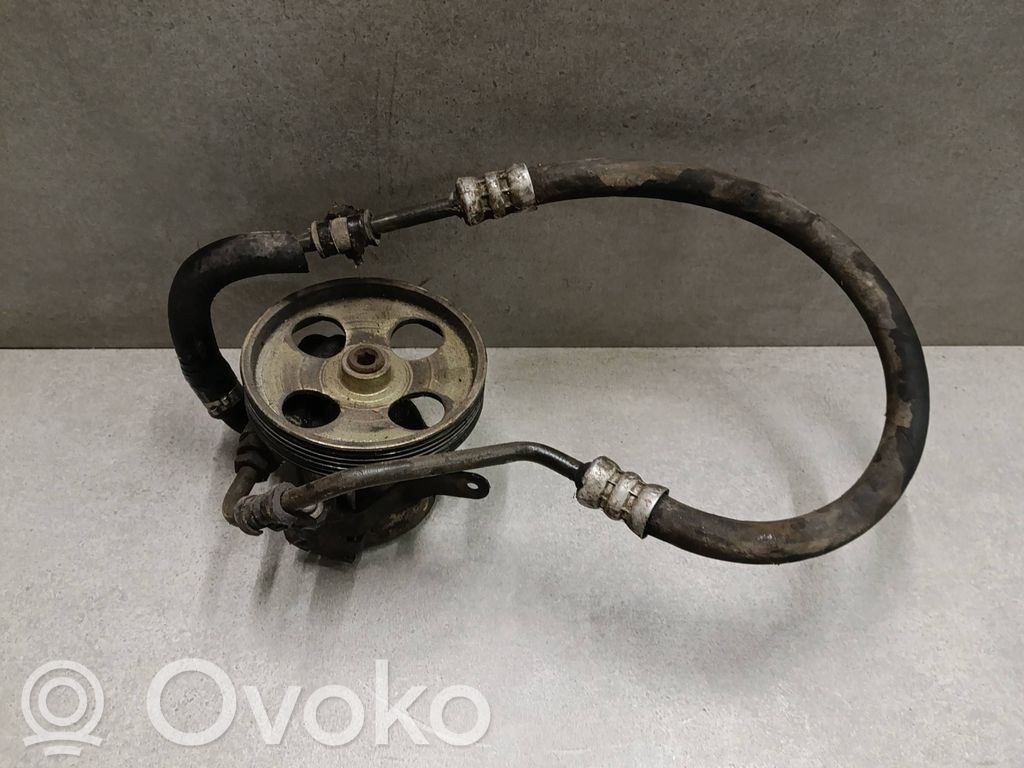 Citroen Xsara Picasso Power steering pump 