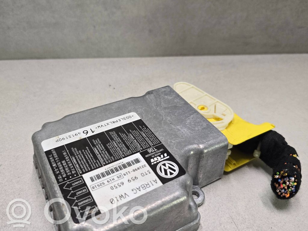 Skoda Superb B6 (3T) Airbag control unit/module 