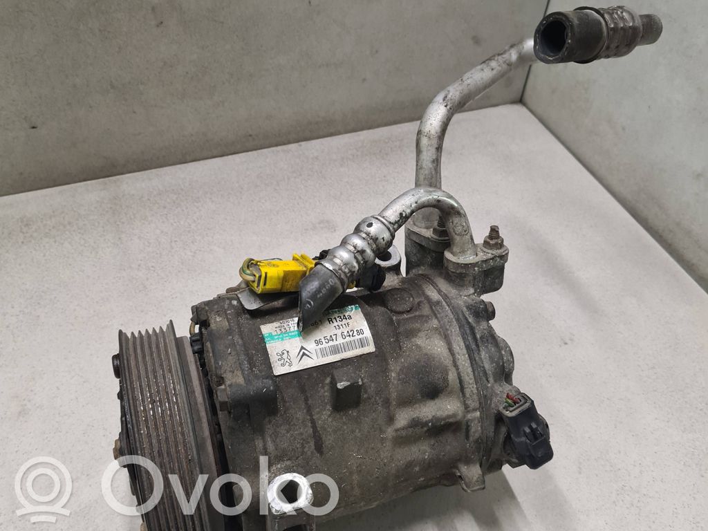 Ford Mondeo MK IV Air conditioning (A/C) compressor (pump) 