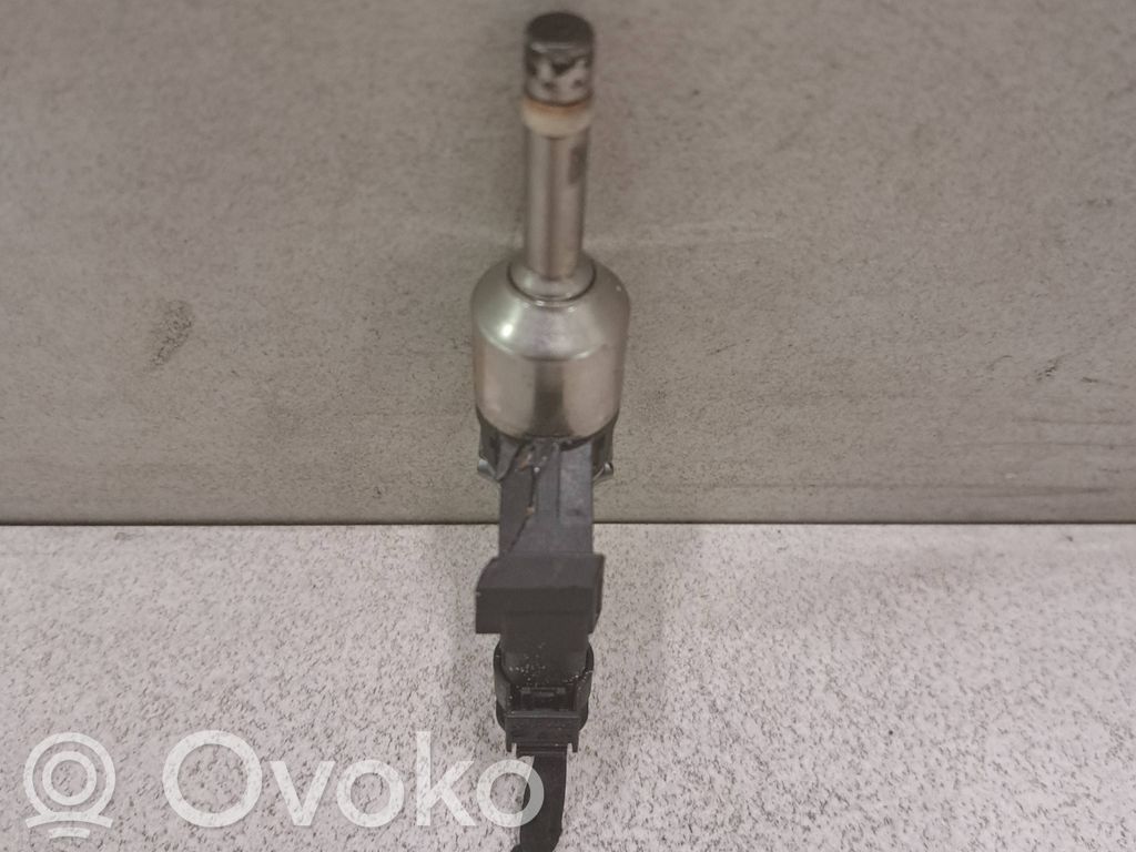 Volkswagen Golf VI Inyector de combustible 
