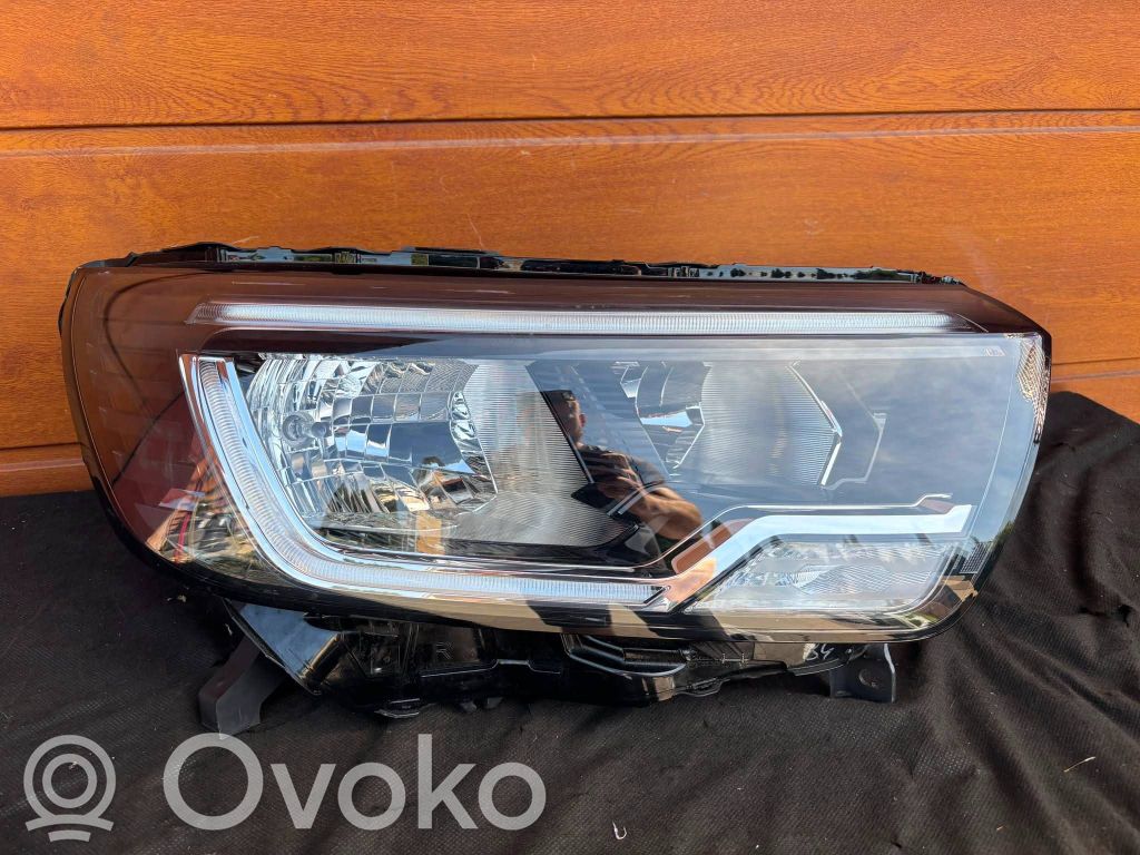 Renault Kangoo III Lampa przednia 