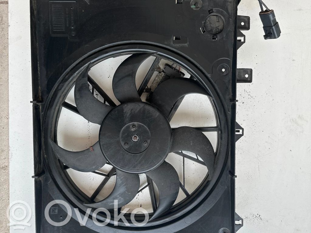 Volvo S60 Elektryczny wentylator chłodnicy 