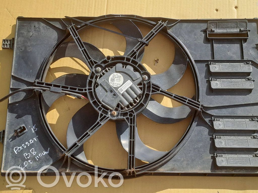Volkswagen PASSAT B8 Elektryczny wentylator chłodnicy 