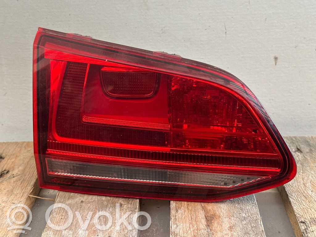 Volkswagen Golf VII Lampă spate în capacul portbagajului 