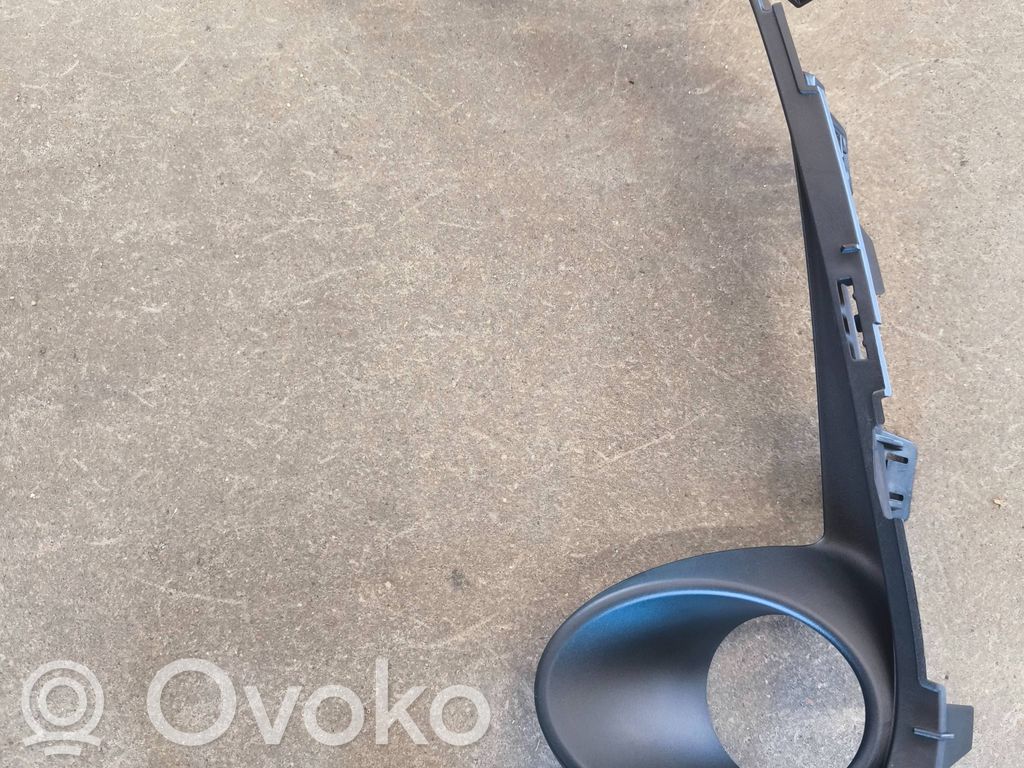 Etusumuvalon ritilä   8148202A70