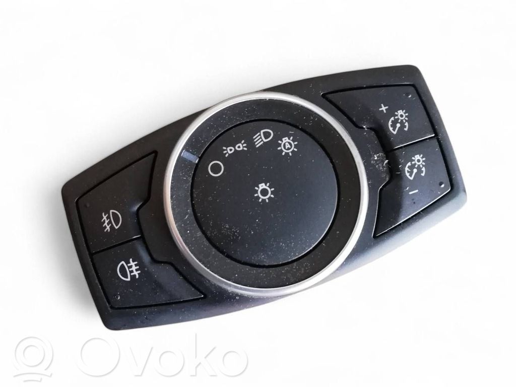 Ford Focus Light switch 