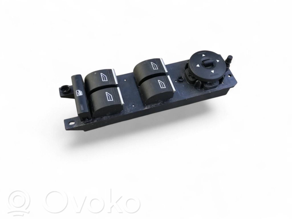 Ford Focus Electric window control switch 