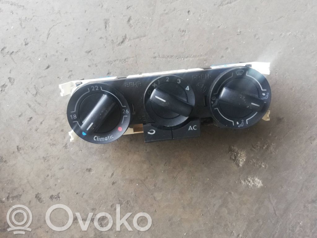 Volkswagen Polo IV 9N3 Panel klimatyzacji 