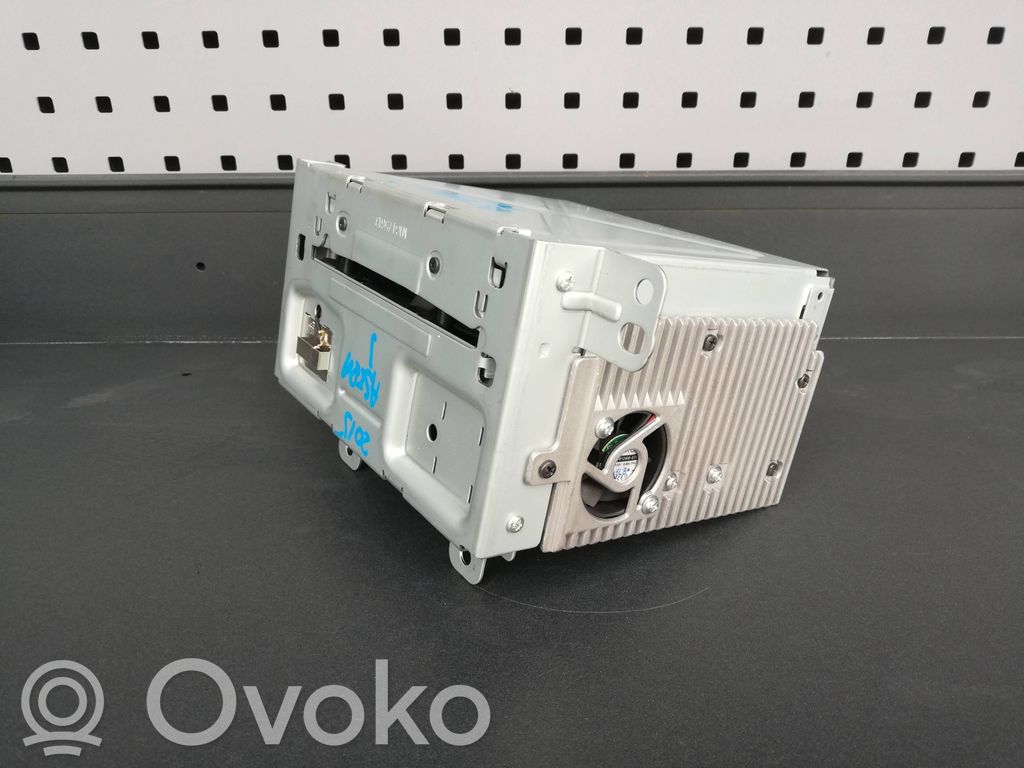 Opel Astra J Panel / Radioodtwarzacz CD/DVD/GPS 
