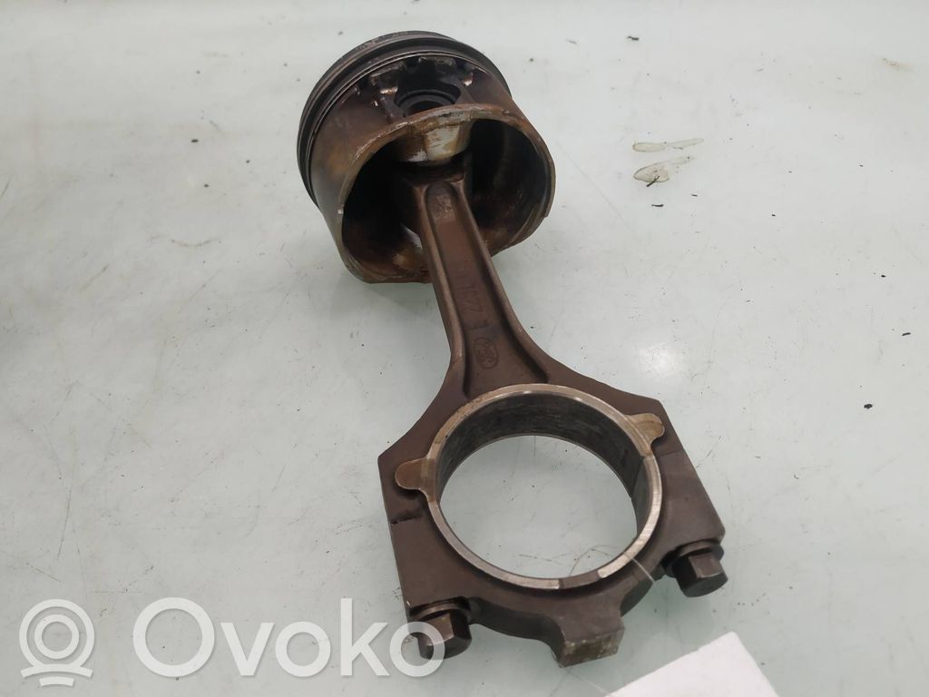 Jaguar X-Type Piston 