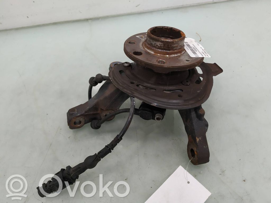 Opel Corsa C Priekinis kelmas 