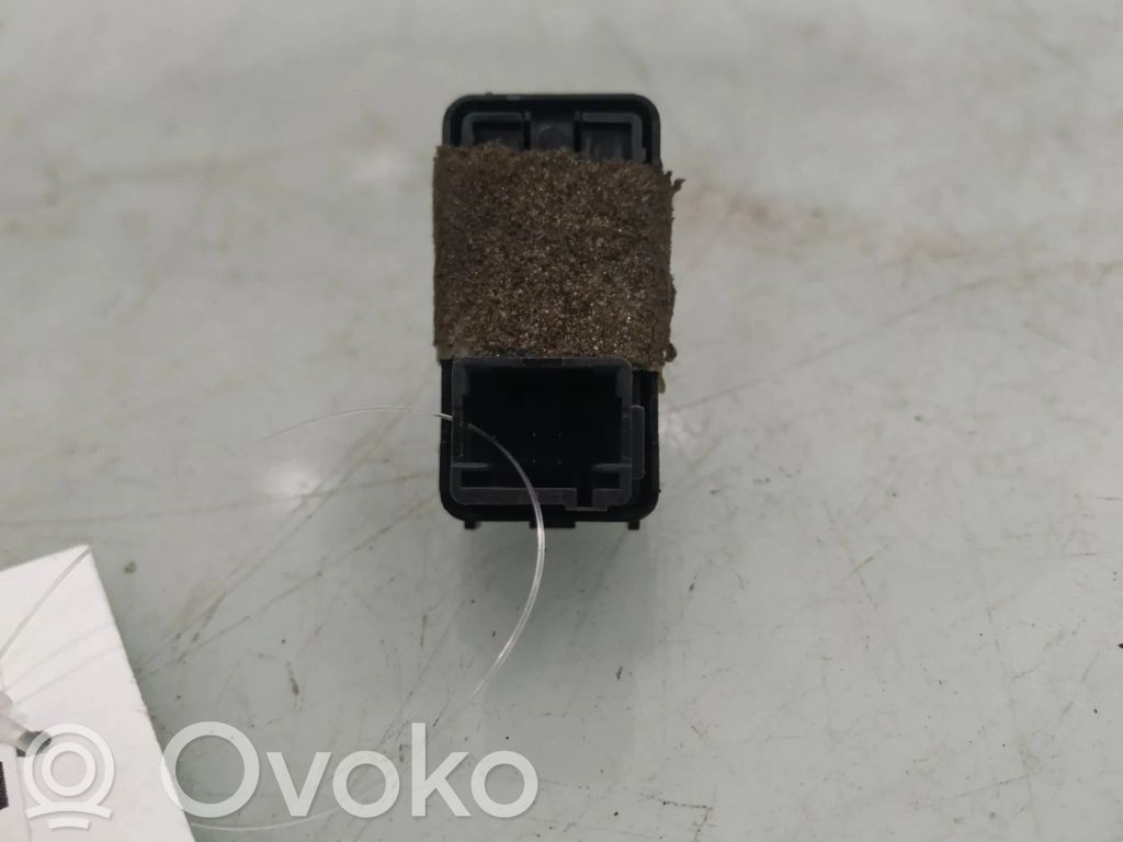 Citroen C4 I Electric window control switch 