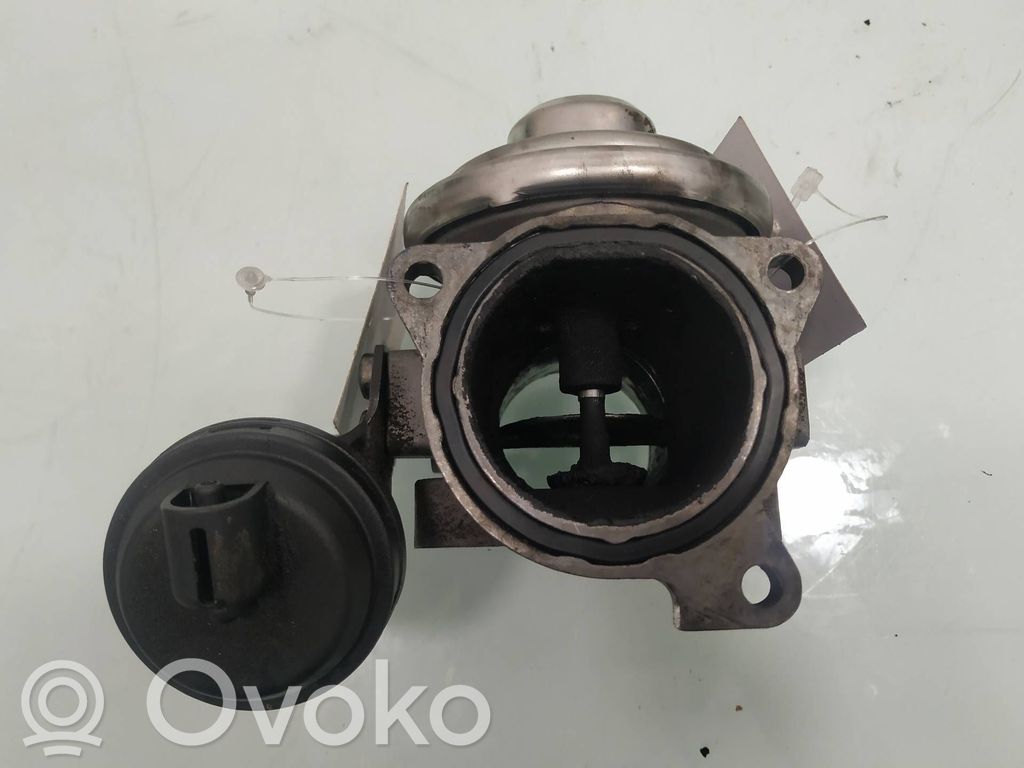 Volkswagen PASSAT B5 Válvula EGR 