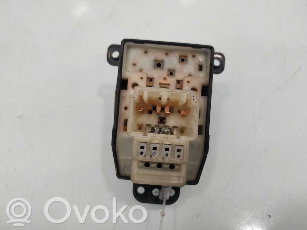 KIA Rio Wing mirror switch 