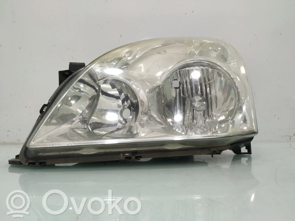 Toyota Corolla Verso AR10 Phare frontale 