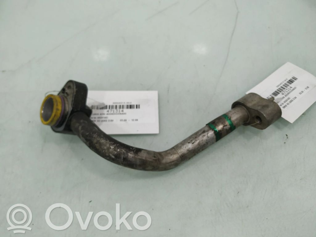 Ilmastointilaitteen putki (A/C)   64533414631