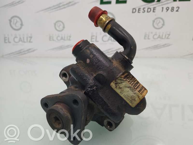 Alfa Romeo 147 Power steering pump 