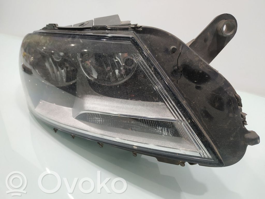 Volkswagen PASSAT B7 Lampa przednia 
