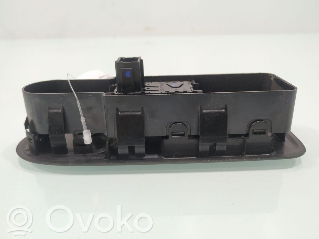 Citroen C3 Electric window control switch 