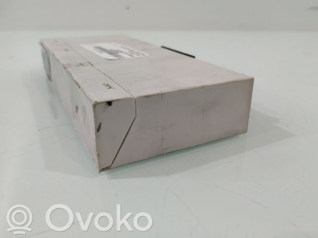 Muut ohjainlaitteet/moduulit   61356944843