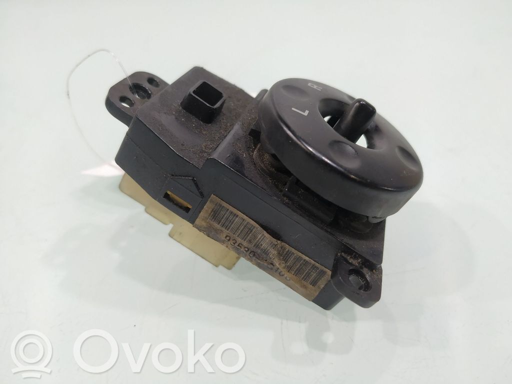 KIA Rio Wing mirror switch 