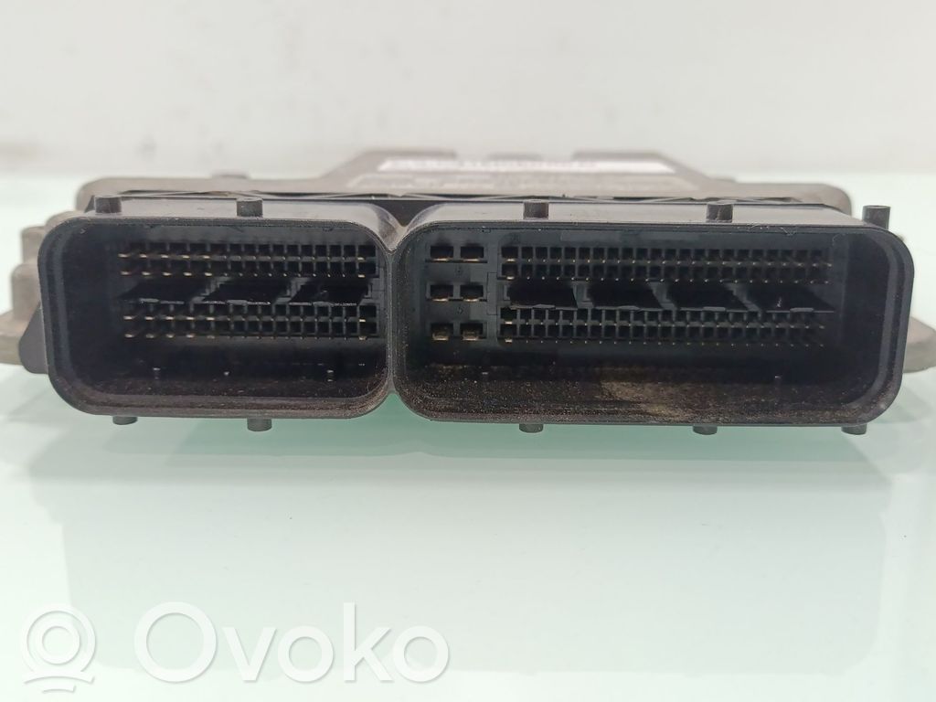 Volkswagen Golf V Engine control unit/module 