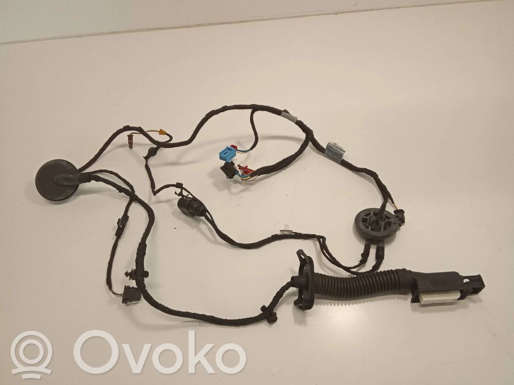 Audi A4 S4 B9 Etuoven johtosarja 