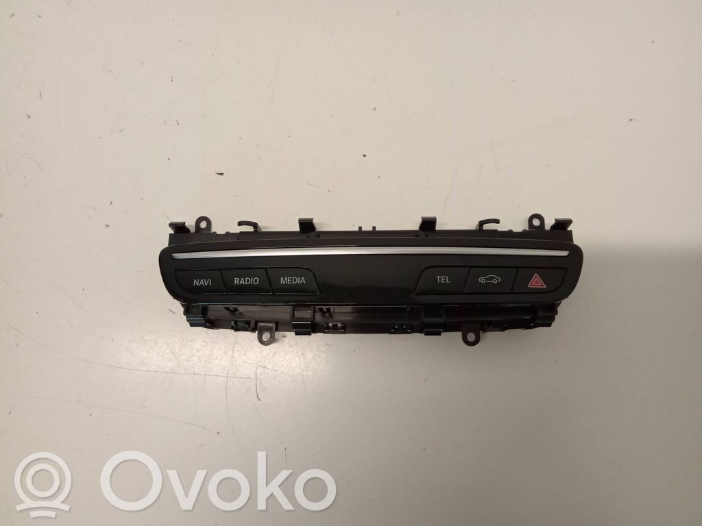 Mercedes-Benz C W205 Inne przełączniki i przyciski 