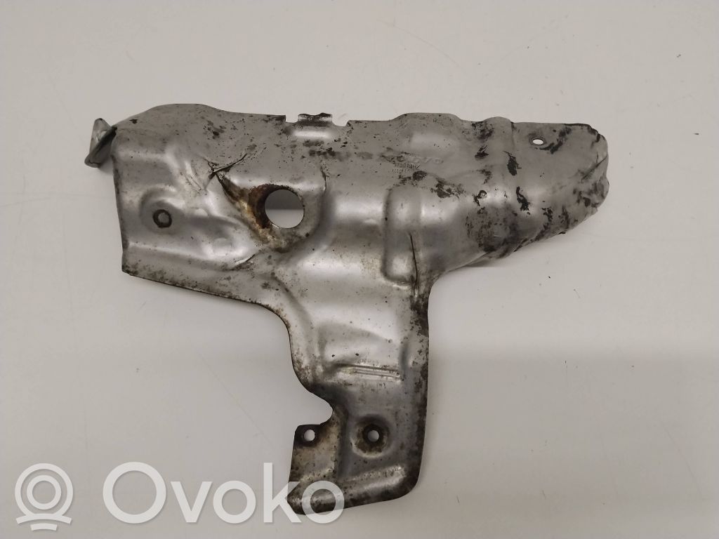 Volvo S90, V90 Protección térmica del compartimento del motor 