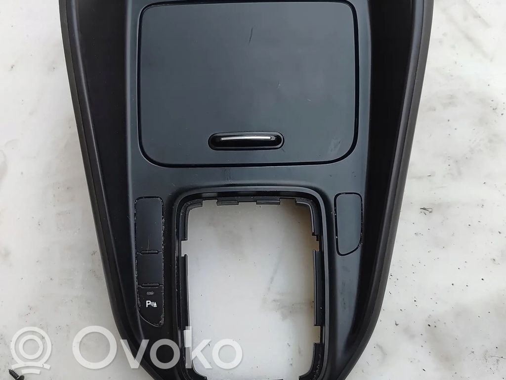 KIA Carens IV Tappetino cassetto/ripiano consolle centrale 