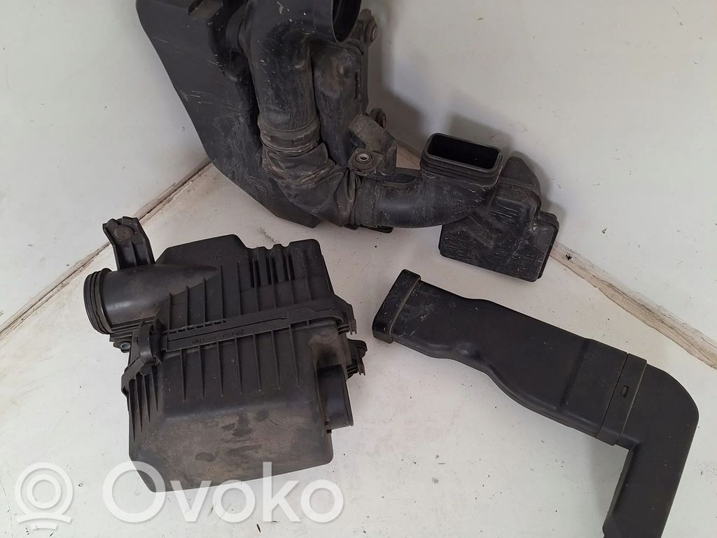 Luftfilterkasten   282101W100,281101W100,282141W100