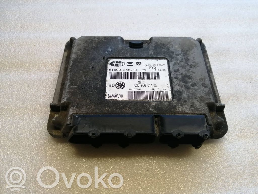 Volkswagen Golf IV Engine control unit/module 