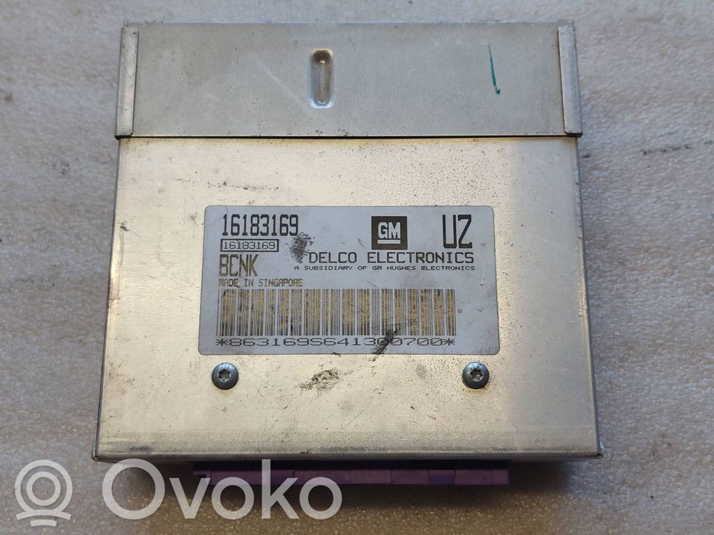 Opel Vectra A Engine control unit/module 