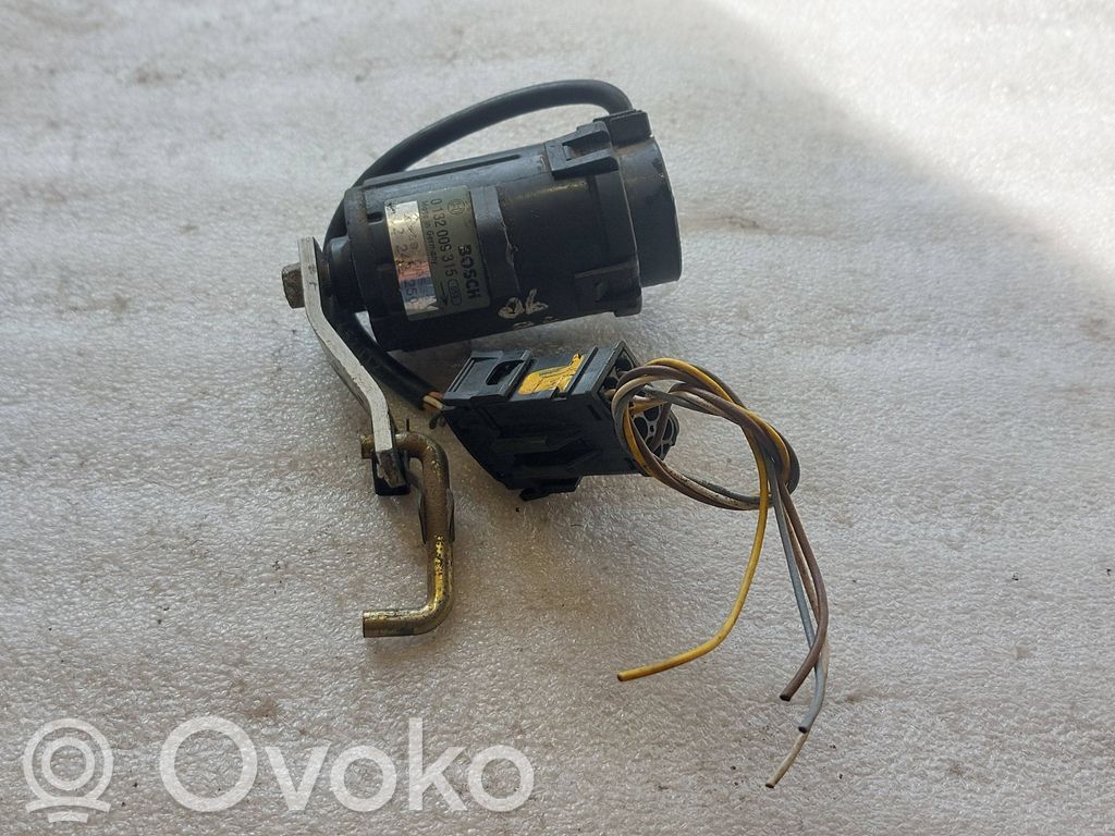 BMW 3 E30 Accelerator pedal position sensor 