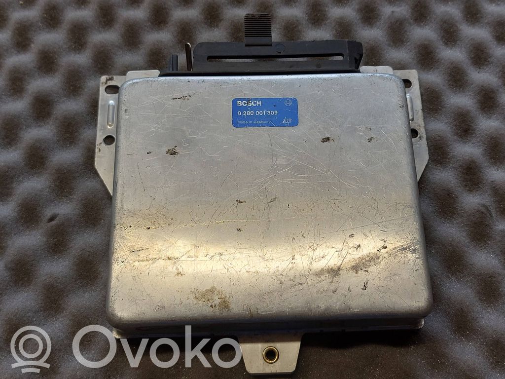BMW 5 E34 Engine control unit/module 