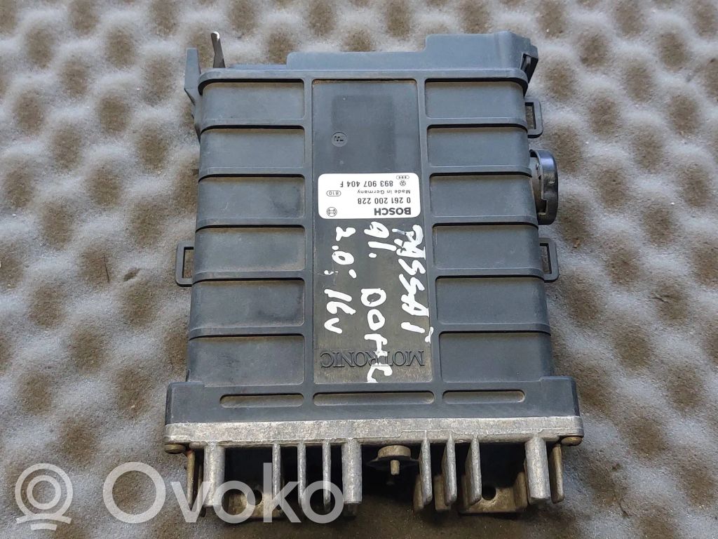 Volkswagen PASSAT B3 Engine control unit/module 