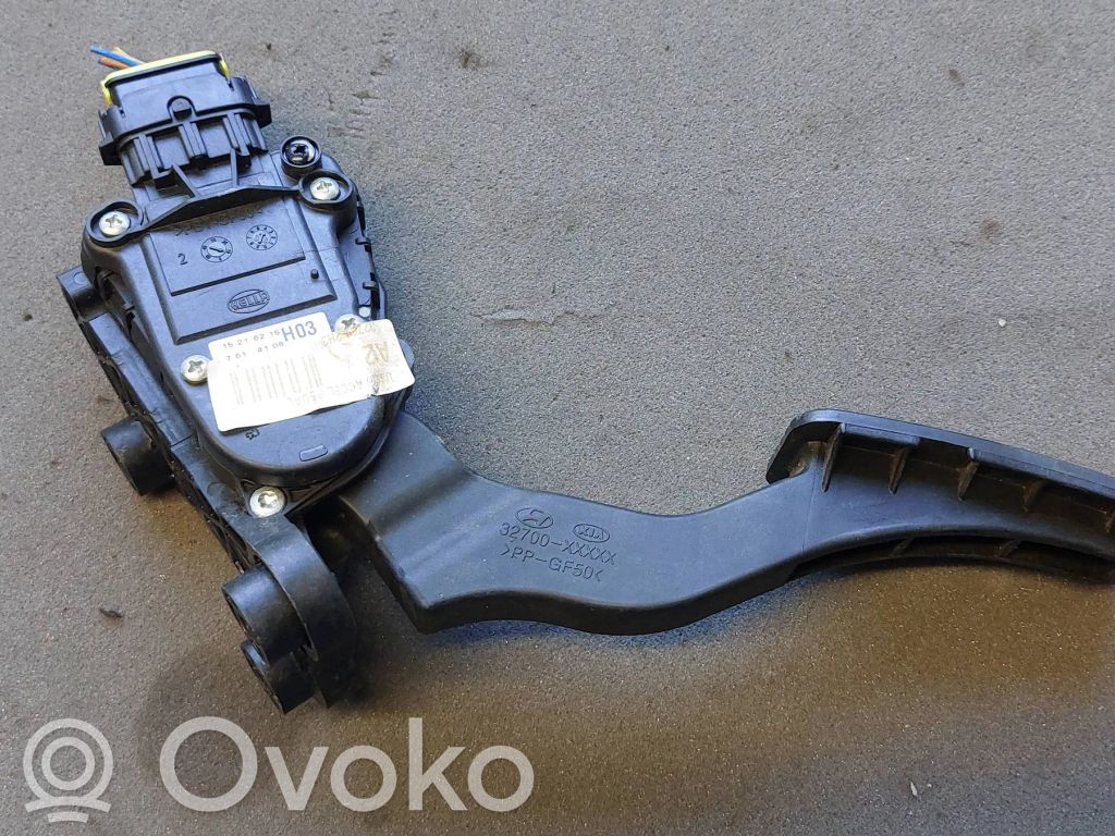 Hyundai i30 Accelerator throttle pedal 