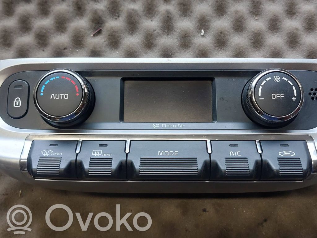 KIA Rio Climate control unit 