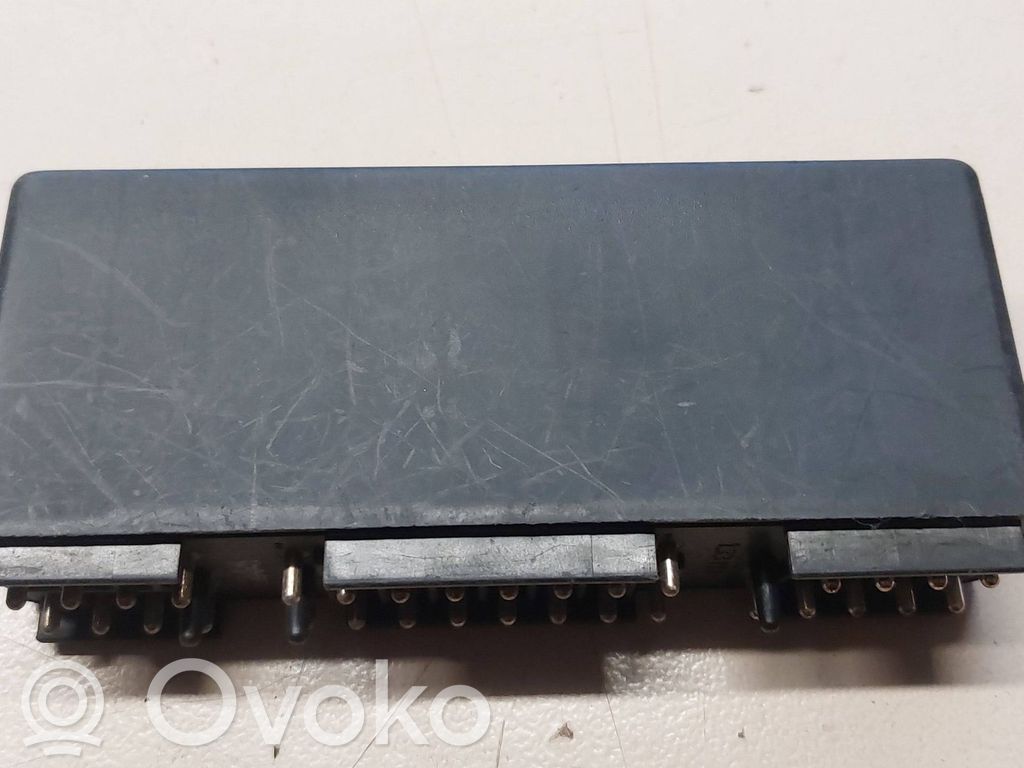 Mercedes-Benz E W124 Light module LCM 