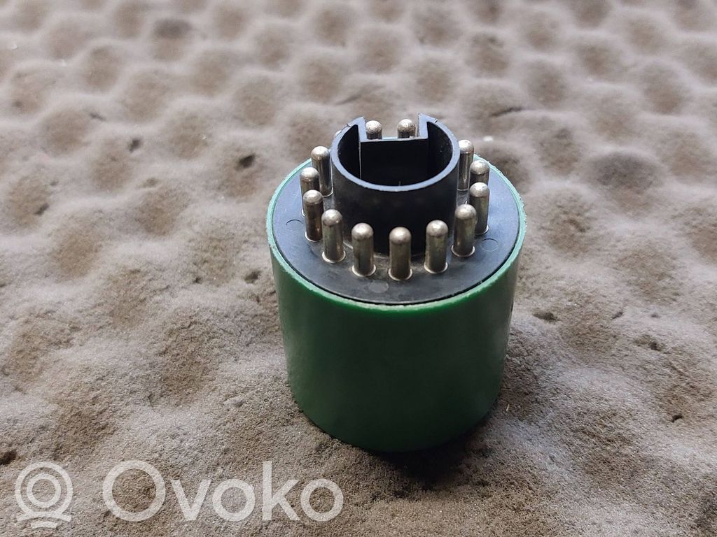 Volvo 940 Light relay 