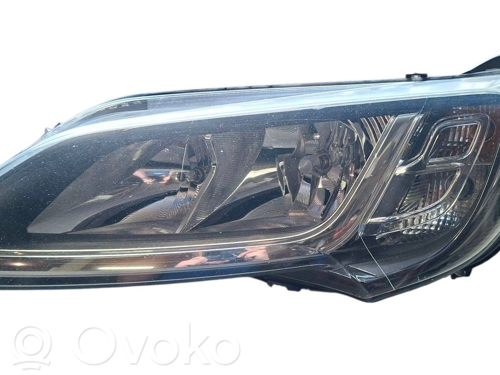 Peugeot Boxer Lampa przednia 