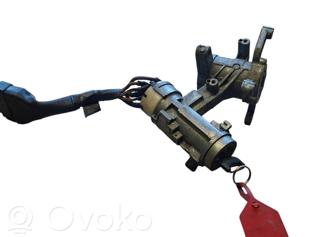 Toyota Corolla E80 Ignition lock 