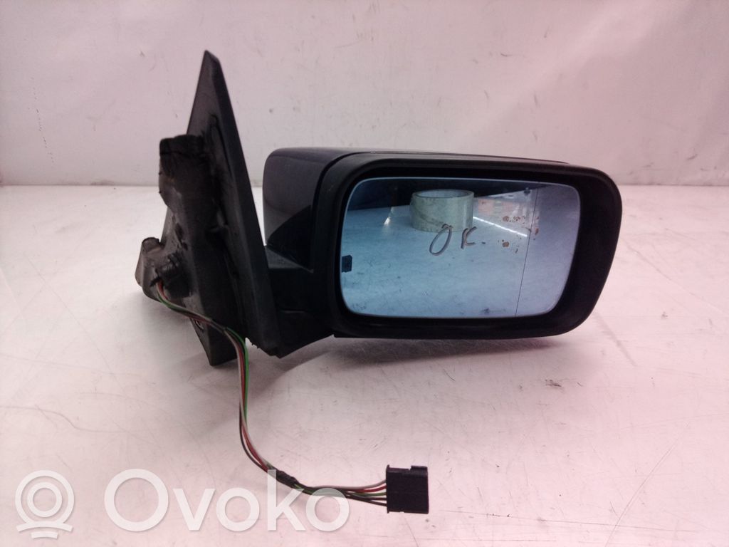 Front door electric wing mirror