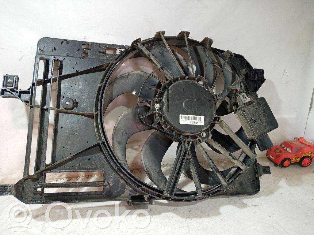 Ford C-MAX II Elektrisks radiatoru ventilators 